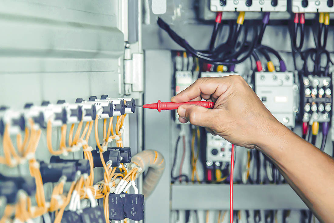 commercial-Electric-Supporting-1100×734 commercial electrical service being performed