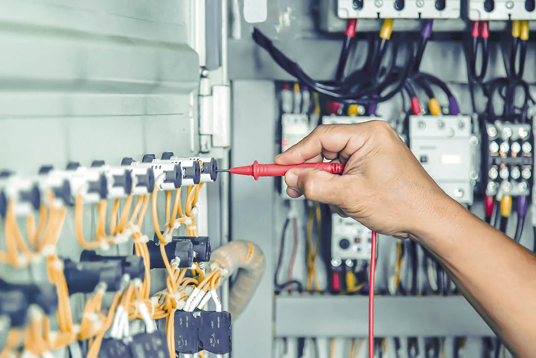 commercial-Electric-Supporting-1100×734 commercial electrical service being performed